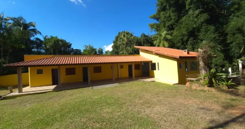 Chácara para Venda, Itariri / SP. Possui 03 dormitórios