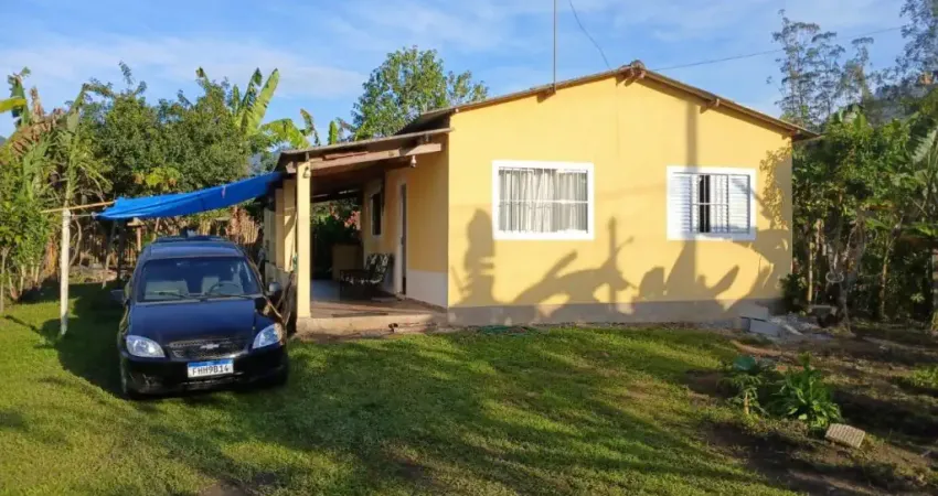 Chácara para Venda, Itariri / SP. Possui 02 dormitórios