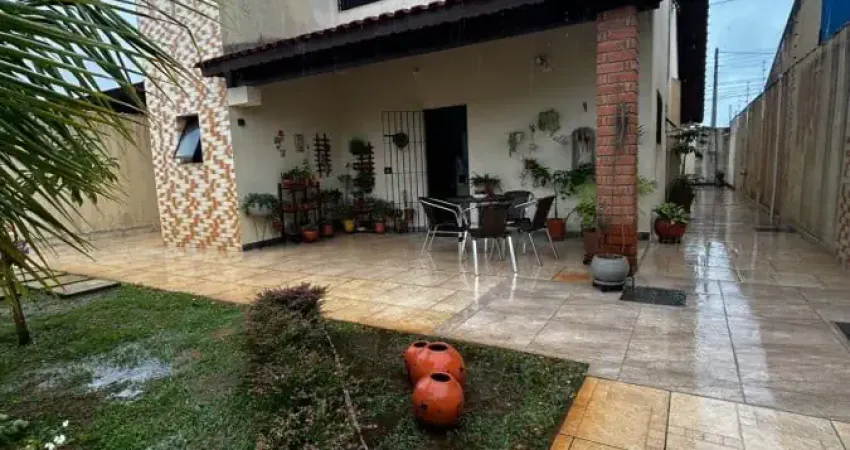 Casa para venda, itanhaém / sp. possui 3 dormitórios, sendo 3 suítes,