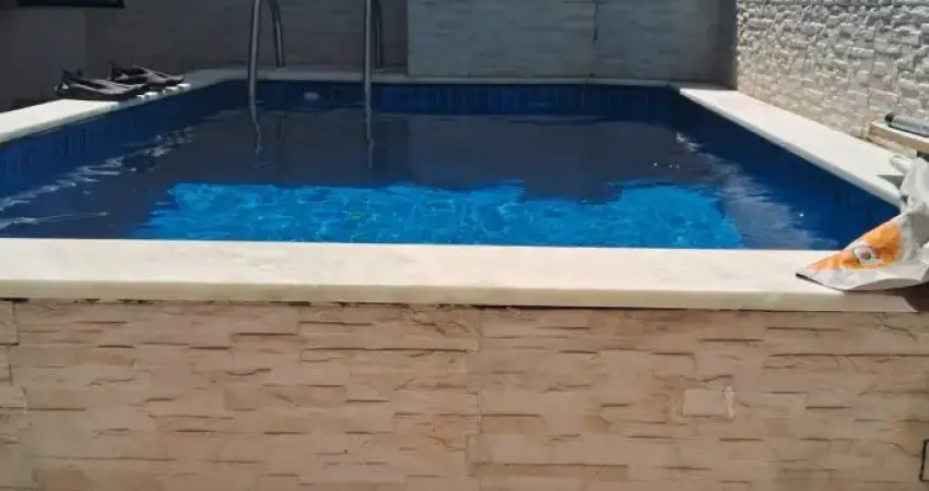 Casa em condomínio com 02 dormitórios e piscina para venda, itanhaém / sp