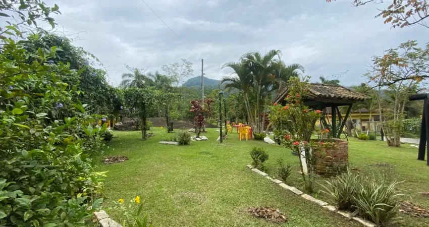 Chácara para venda, itariri / sp. possui 03 dormitórios sendo 03 suítes;