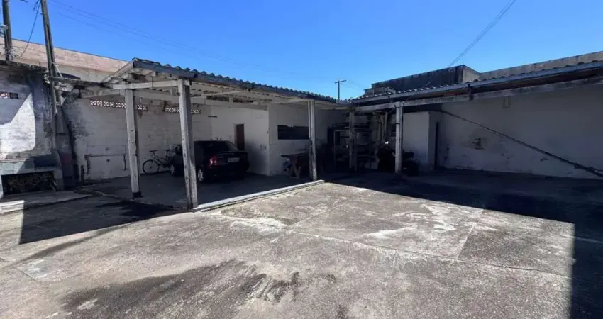 Casa para Venda em Peruíbe, Ribamar, 2 dormitórios, 1 suíte, 1 banheiro, 3 vagas