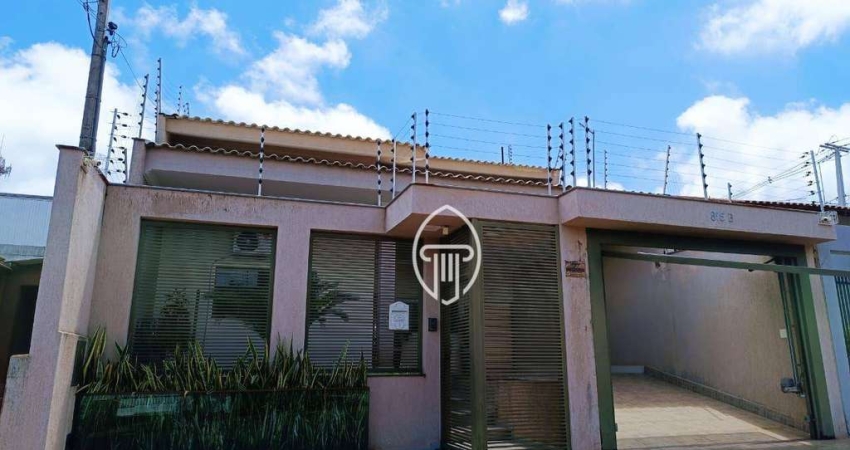Casa com 3 dormitórios à venda, 290 m² por R$ 690.000 - Centro - Jataizinho/PR