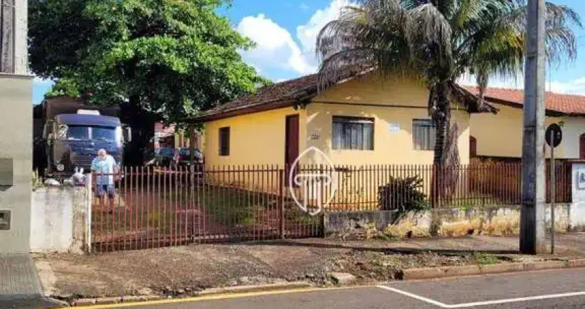 Casa à venda por R$ 1.500.000 - Centro - Ibiporã/PR