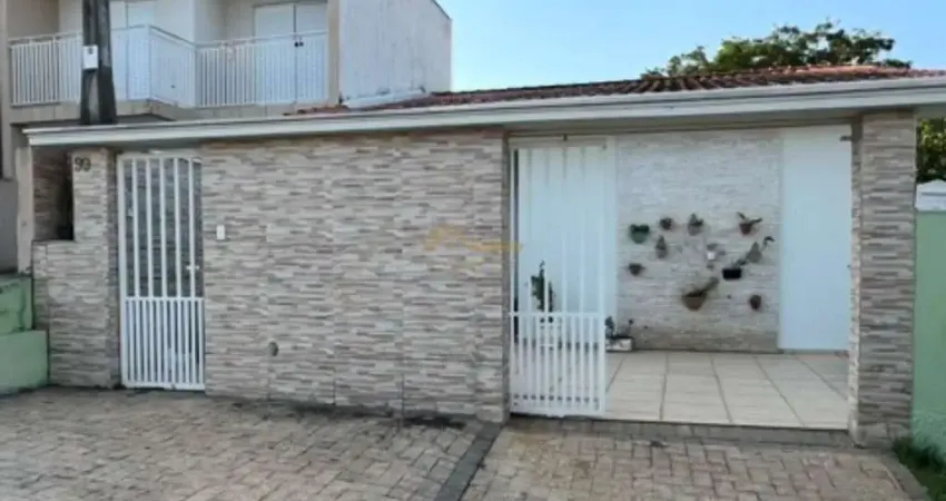 Casa em Condomínio no Parque São Bento em Sorocaba, 108m²,  03 dormitórios, 01 suíte , 02 vagas de garagem.