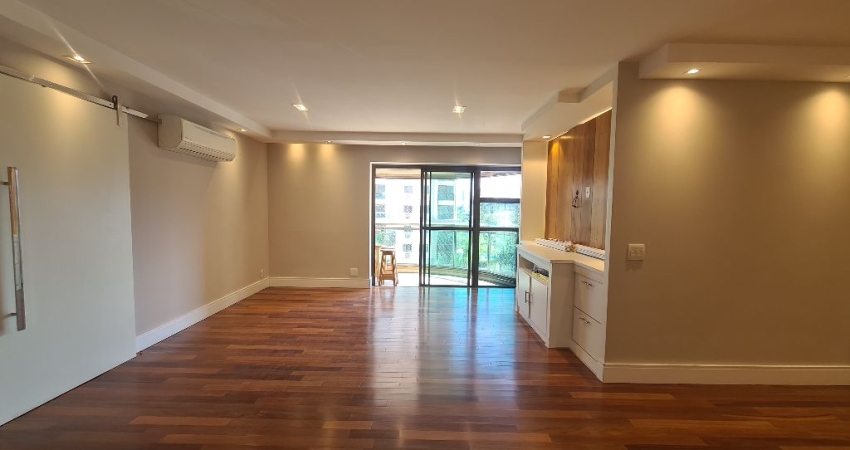 Apartamento à venda no Mundo Novo Barra da Tijuca de 3 quartos