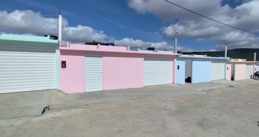 Casa para Venda em Pesqueira, Central, 2 dormitórios, 1 suíte, 2 banheiros, 2 vagas