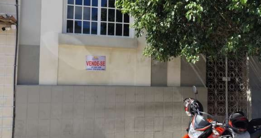 Casa para Venda em Pesqueira, Centro, 4 dormitórios, 1 suíte, 2 banheiros