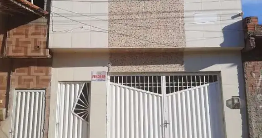Casa para Venda em Pesqueira, Central, 3 dormitórios, 1 suíte, 2 banheiros, 2 vagas