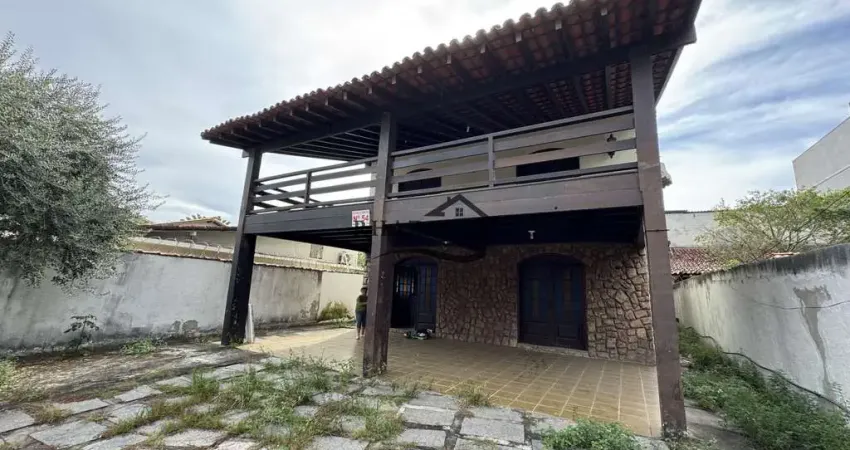 Casa com 3 quartos à venda na Rua Jornalista Ramiro Cruz, 54, Piratininga, Niterói