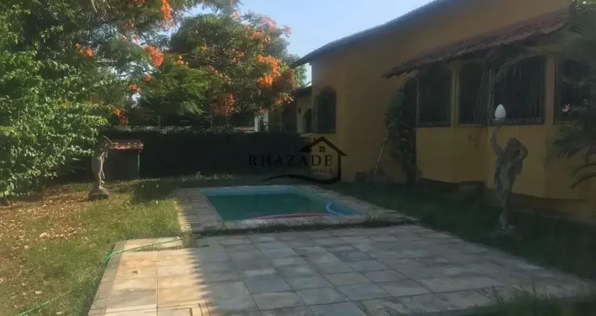 Excelente casa em Itaipu Niterói próximo aos principiais mercados e bancos.
