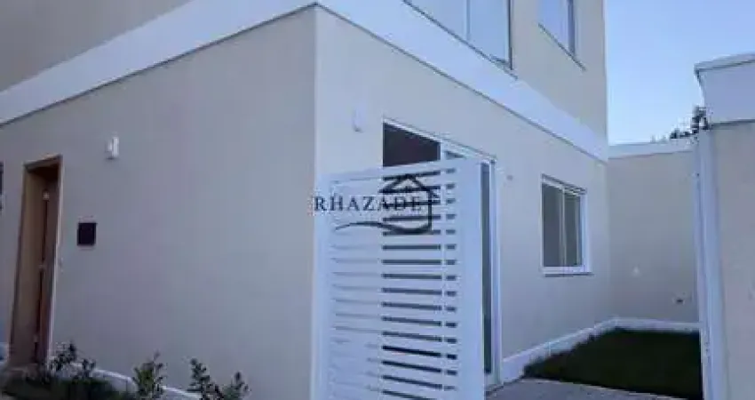 Oportunidade! Casa em Condomínio com Piscina em Niterói – Perto de Tudo!