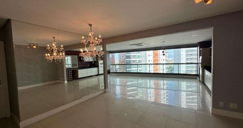 Apartamento para locação com 4 quartos, varanda no Horto Florestal