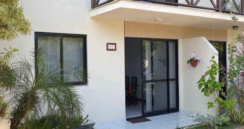 Oportunidade Village em condominio fechado em  Itapuã