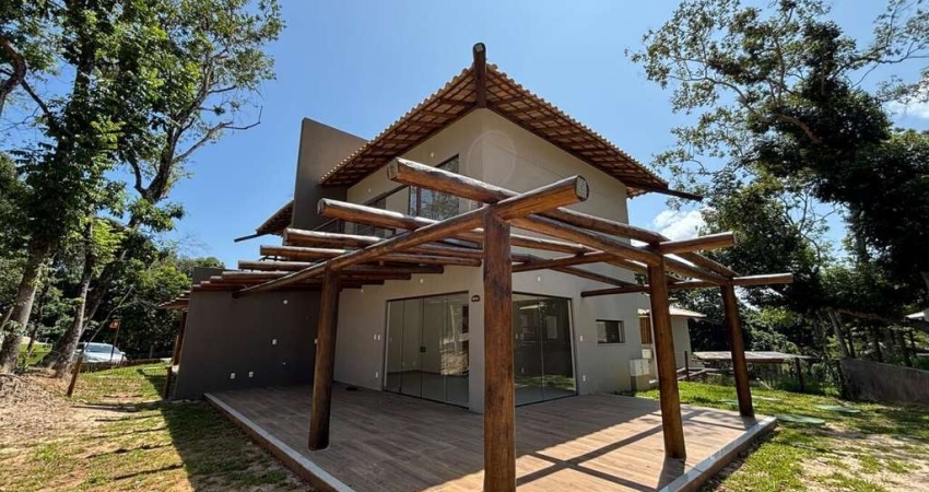 Oportunidade  Casa  duplex com 274m² em Praia do Forte
