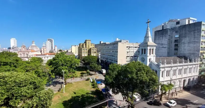 Casa comercial à venda no Dois de Julho, Salvador 