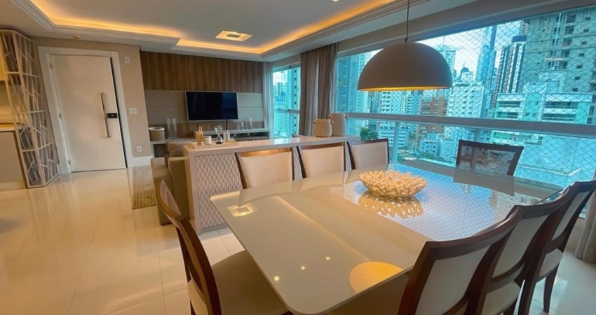 Apartamento 3 Suítes Mobiliado de Alto Padrão e Sofisticação no Coração de Balneário Camboriú!