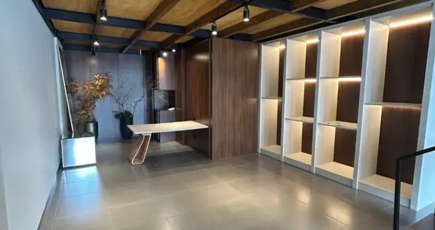 Oportunidade única! loja comercial de luxo com pé-direito de 6,5m e vitrine de 11m no coração de balneário camboriú