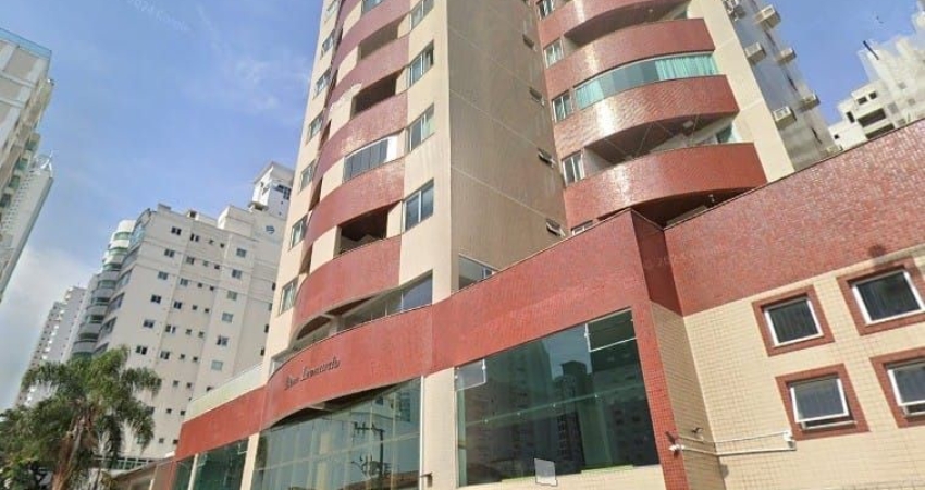 PRÓXIMO A RODA GIGANTE... com 3 dorm/1 suíte, 2 vagas, mobiliado, pronto para morar, venha conhecer.
