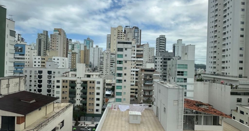 PRONTO PARA MORAR... 3 DORM, 3 BWC, 2 VAGAS... FINAMENTE MOBILIADO E EQUIPADO... NÃO PERCA....