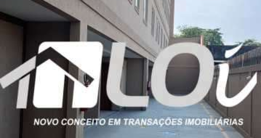 Casa em condomínio fechado com 2 quartos para alugar na Rua Capintuba, Irajá, Rio de Janeiro