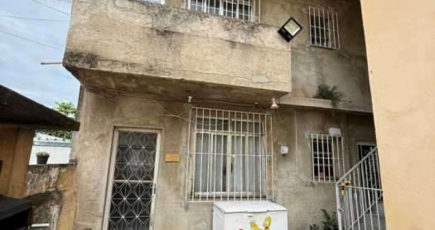 Casa com 3 quartos à venda na Rua Jornalista Mário Galvão, Vila Kosmos, Rio de Janeiro