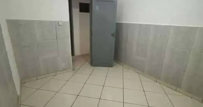 Casa em condomínio fechado com 3 quartos para alugar na Rua Pacheco Júnior, Braz de Pina, Rio de Janeiro