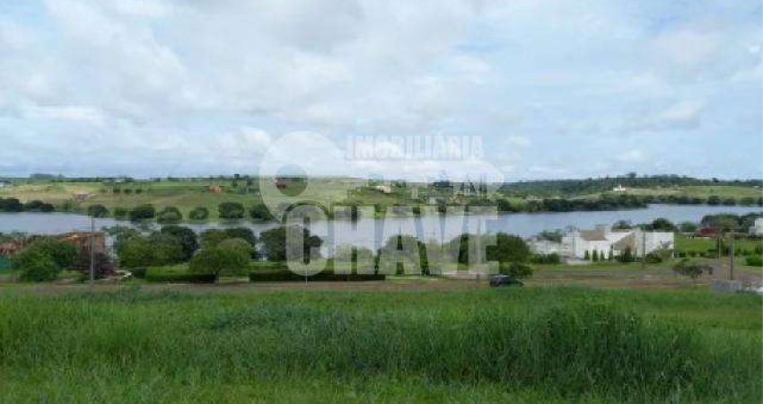 Vende-se Terreno no Condomínio Ecovillas do Lago em Sertanópolis-PR