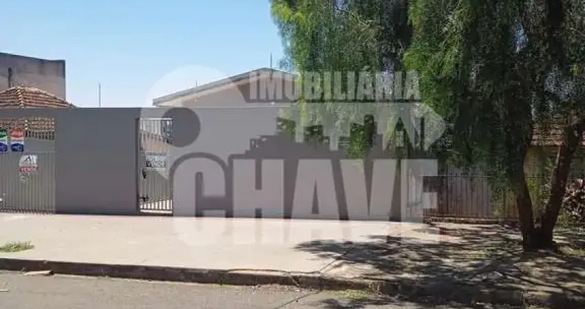 Casa com 4 quartos para alugar no Jardim do Sol, Londrina 