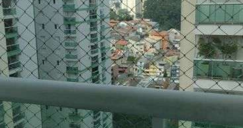 Tenho castanheiras e estudo permuta por imóvel menor +R$