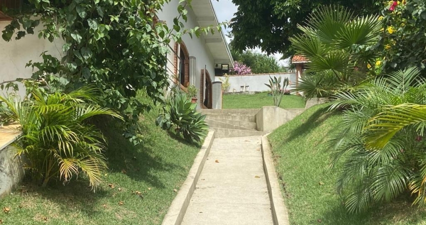 Chácara / sítio com 4 quartos à venda em Águas de Igaratá, Igaratá 