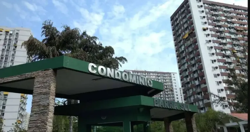 Alugo Barra da Tijuca - 2 quartos - 1 Banheiro - 47m² -Barra Sul - Edifício Grumari