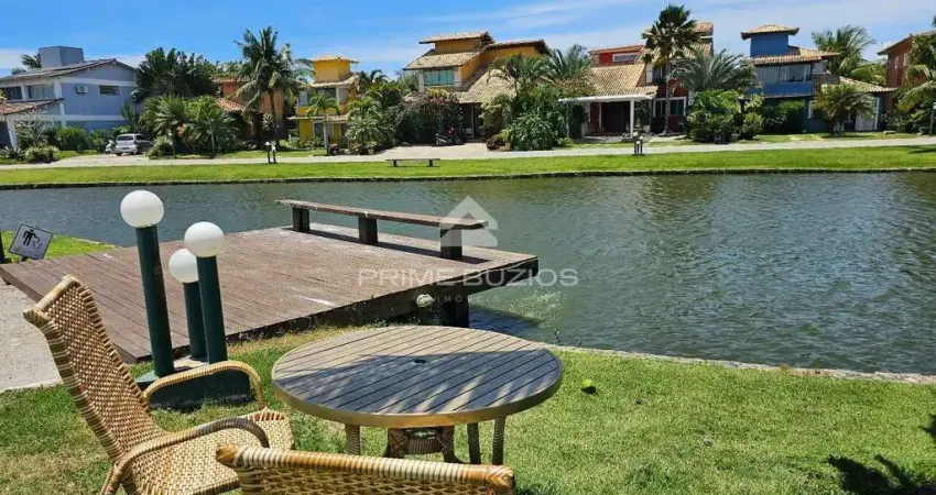 Casa em condomínio a venda com 3 suítes, piscina privativa em manguinhos, armação dos buzios