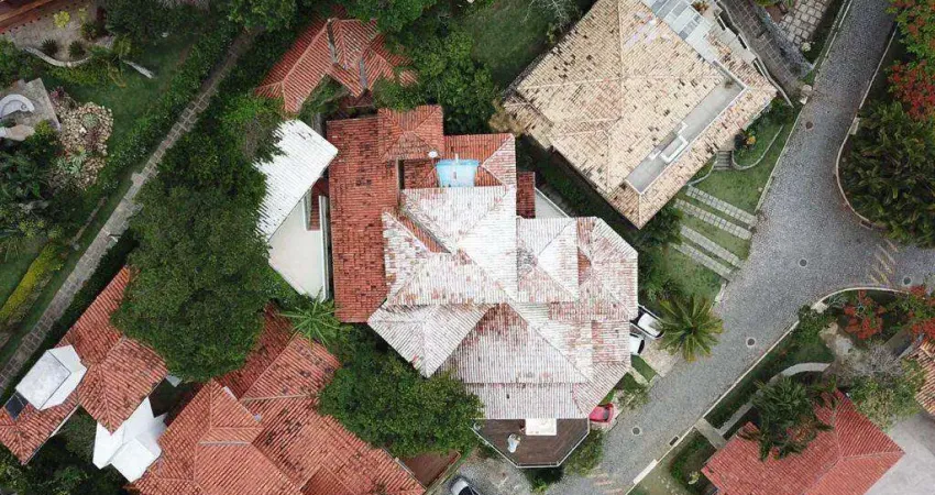 Casa a venda em condomínio com 5 suítes, 4 vagas, geribá, armação dos buzios rj