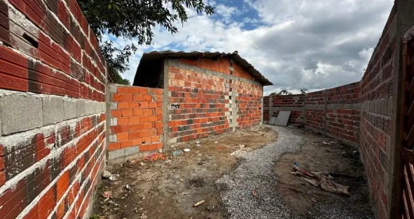 Oportunidade de Casa barata - Casas à Venda no Bairro São João – Itanhaém/SP | Lado Praia | Oportunidade para Morar ou Investir!