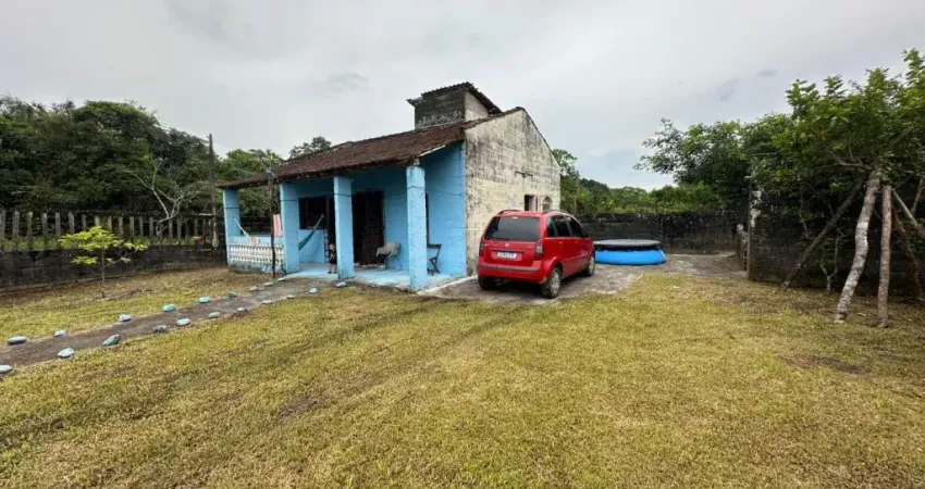 Imperdível! Casa com Entrada de R$ 110 Mil + Parcelas no Litoral – Terreno Amplo e Escritura em Itanhaém!
