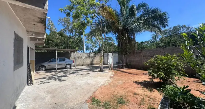 Terreno Enorme + Casa com 3 Dormitórios a Só 90m da Rodovia! Entrada de R$ 100 Mil em Itanhaém!