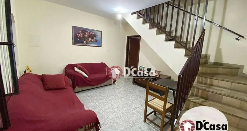 Sobrado à venda com 4 quartos para fim residencial ou comercial, nas proximidades da Via Dutra, Taubaté - SP.