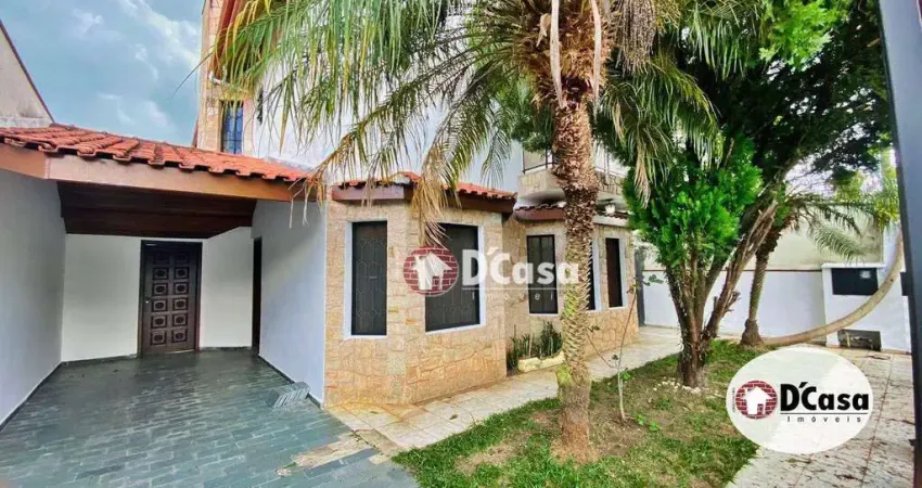 Casa a venda com 4 quartos, condomínio Primavera, na avenida Independência, Taubaté-SP.