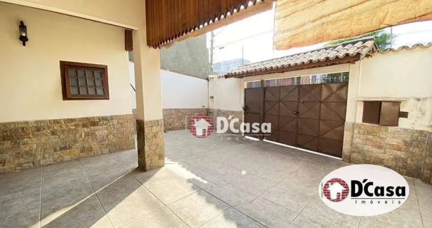 Casa à venda com 3 quartos, bairro Centro, Taubaté - SP.