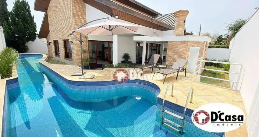Belíssima casa à venda com 4 quartos, piscina raia e terreno com 837m², no Taubaté Village, Taubaté - SP.