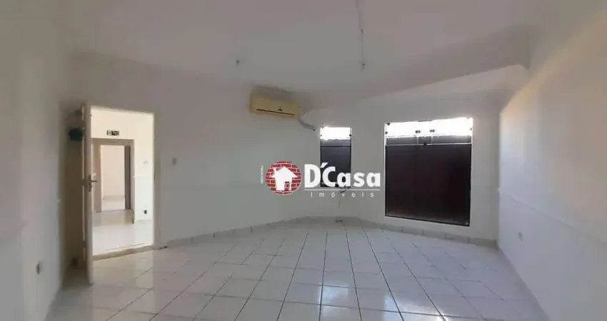 Sala comercial com 3 salas para alugar na Rua Doutor Gastão Câmara Leal, Centro, Taubaté