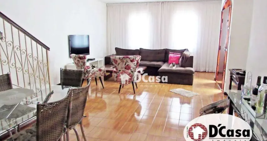 Sobrado à venda com 3 quartos e área gourmet, bairro Chácara do Visconde, Taubaté-SP
