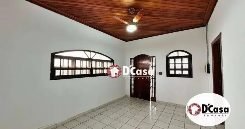Casa térrea à venda com 3 quartos, mais 2 casas no mesmo lote, bairro chácara do visconde, taubaté-sp.