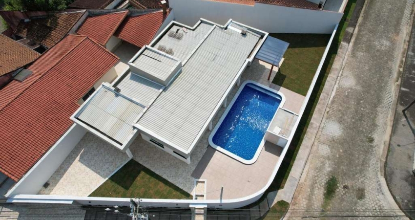 Casa para Venda em Peruíbe, Oasis, 4 dormitórios, 2 suítes, 2 banheiros, 4 vagas