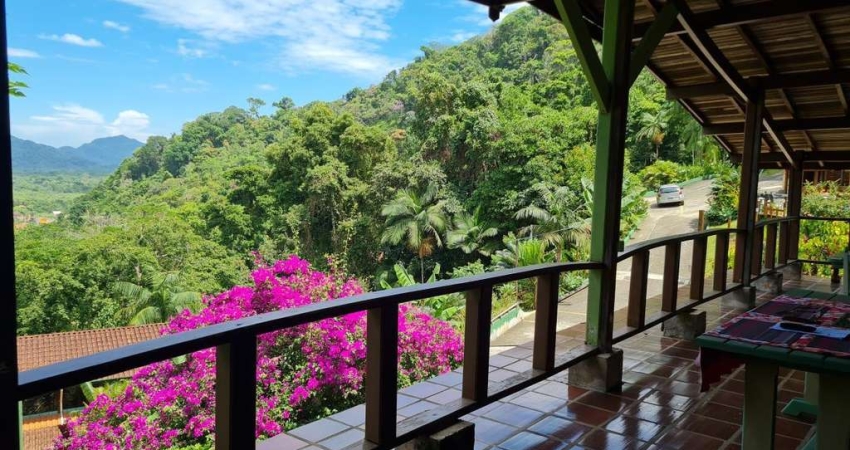 Casa para Venda em Peruíbe, Guaraú, 3 dormitórios, 2 suítes, 2 banheiros, 8 vagas