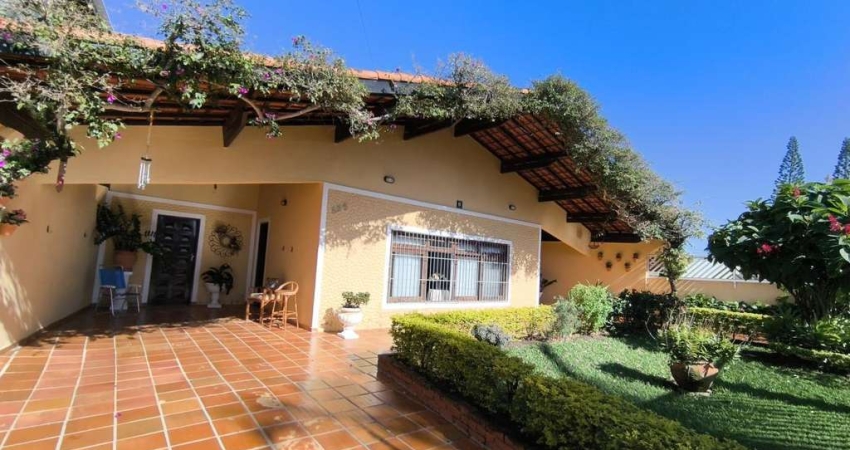 Casa para Venda em Peruíbe, Jardim Ribamar, 2 dormitórios, 1 suíte, 1 banheiro, 4 vagas