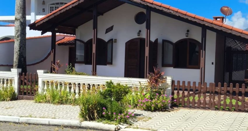 Aluguel Mensal para Locação em Peruíbe, Jardim Ribamar, 2 dormitórios, 1 suíte, 1 banheiro, 4 vagas