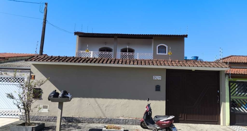 Sobrado para Venda em Peruíbe, Parque D`Aville, 4 dormitórios, 1 suíte, 3 banheiros, 3 vagas