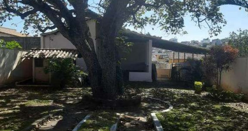 Casa à venda, 2 quartos, 3 vagas, BELVEDERE - Divinópolis/MG